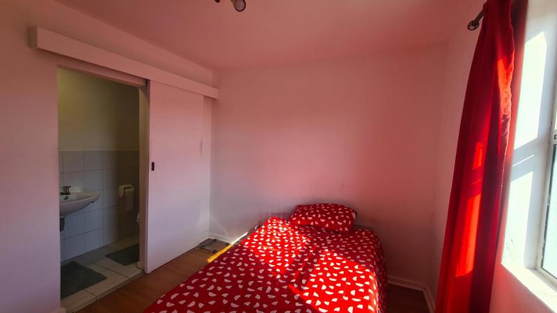 1 Bedroom Property for Sale in Springbok Park Western Cape
